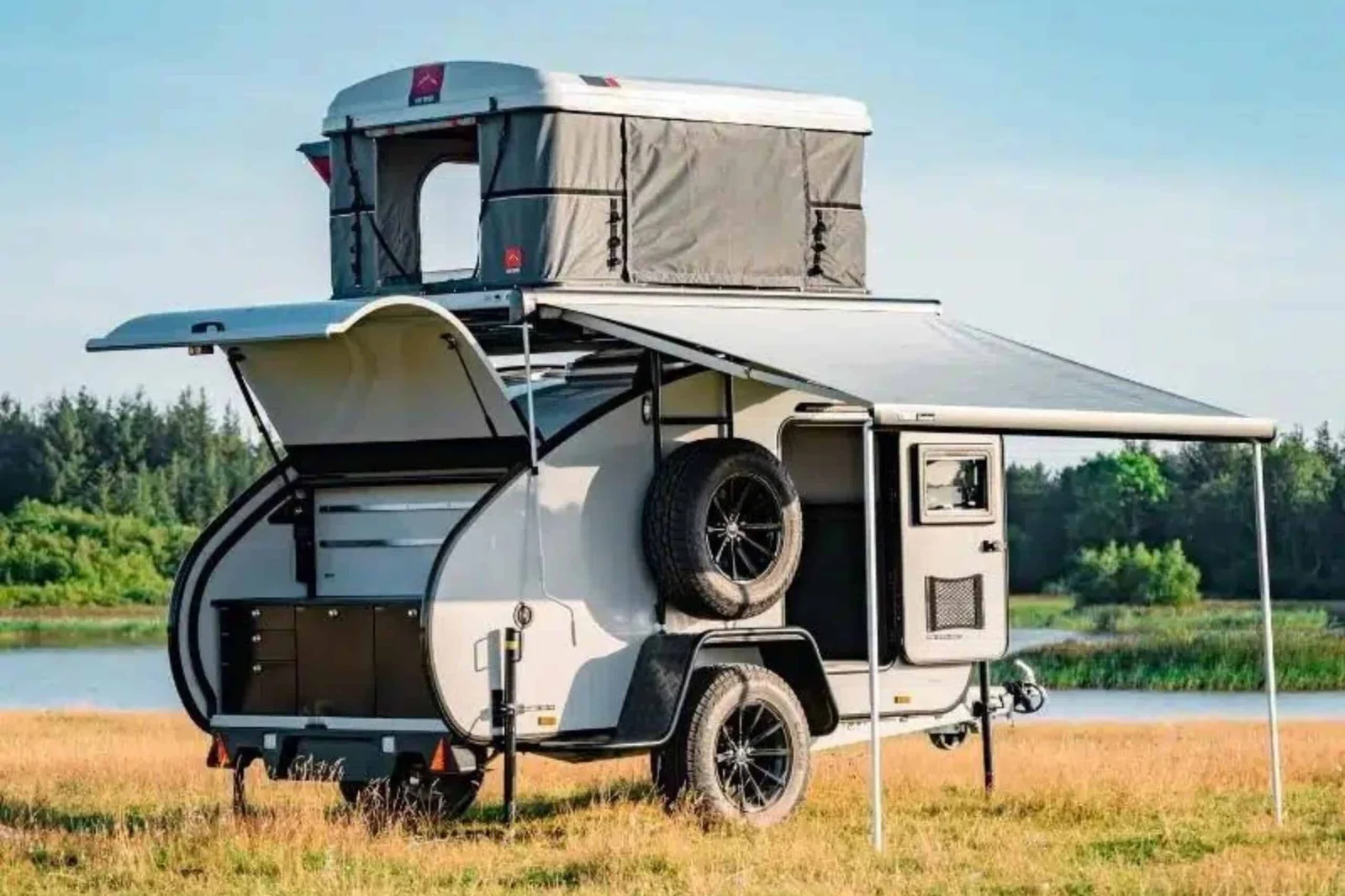 HeroCamper Armstrong – Mini-Rulotă Off-Road